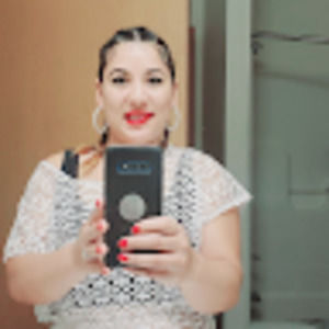 Meet your Posher, Raquel